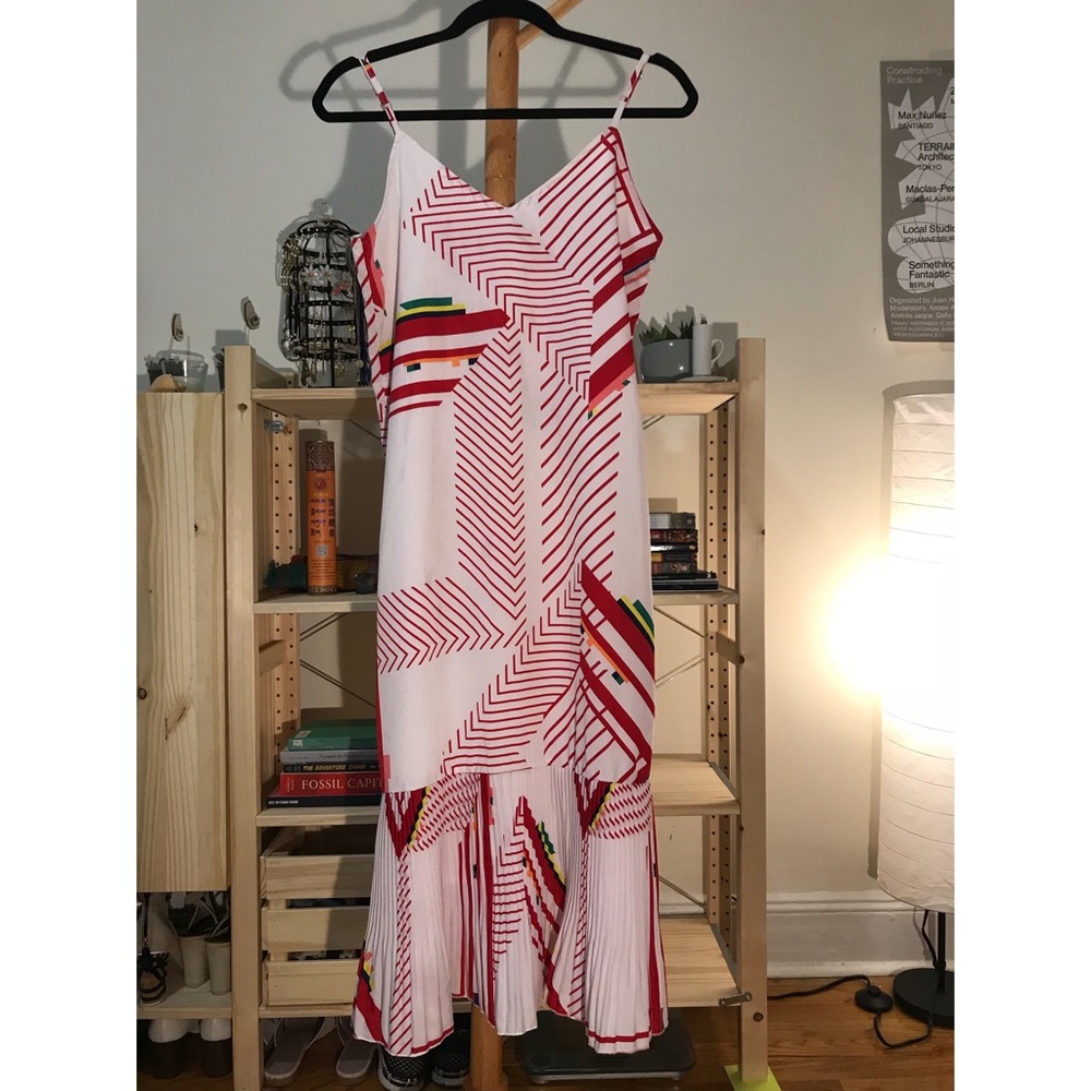 Hong Kong Boutique Midi Patterned Dress (M)
